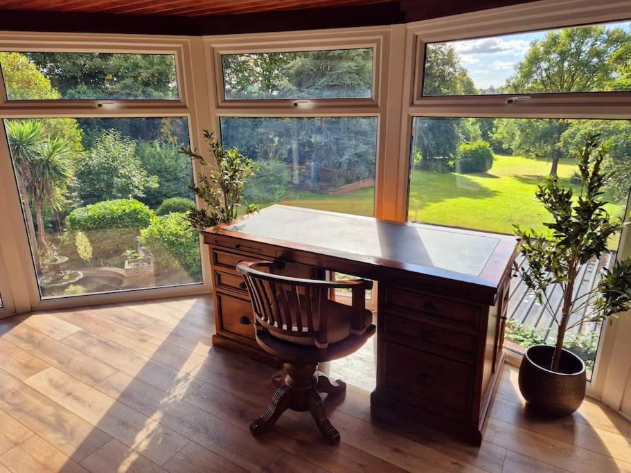 Large 4 Bedroom House On The River Wensum Sleeps 13 Norwich Ngoại thất bức ảnh