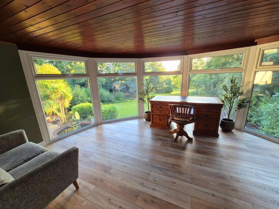 Large 4 Bedroom House On The River Wensum Sleeps 13 Norwich Ngoại thất bức ảnh